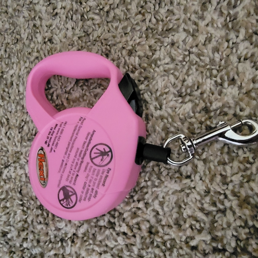 Flexi Pink Retractable Leash